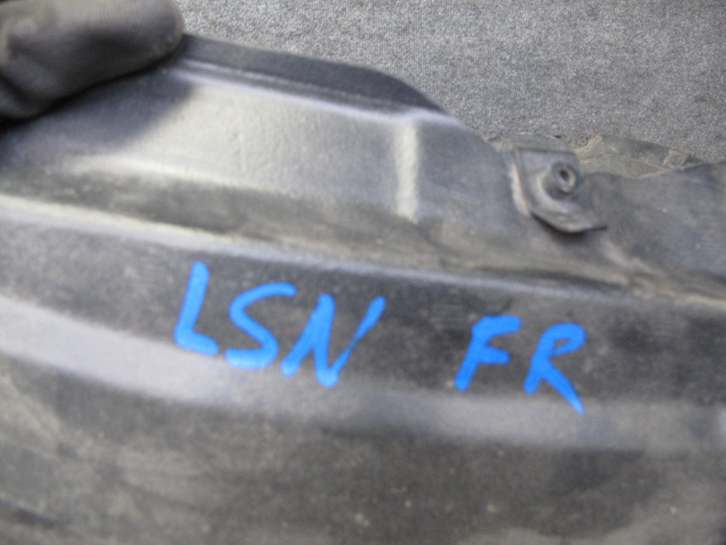 98-00 Lexus UCF20L LS400 Front Right & Left Fender Liner Splash Shield Set OEM