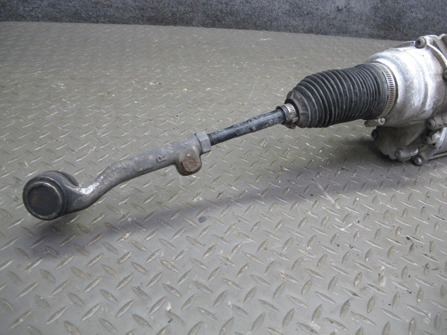 12-13 BMW F30 F32 335i RWD Electric Power Steering Rack & Pinion 6859090 OEM