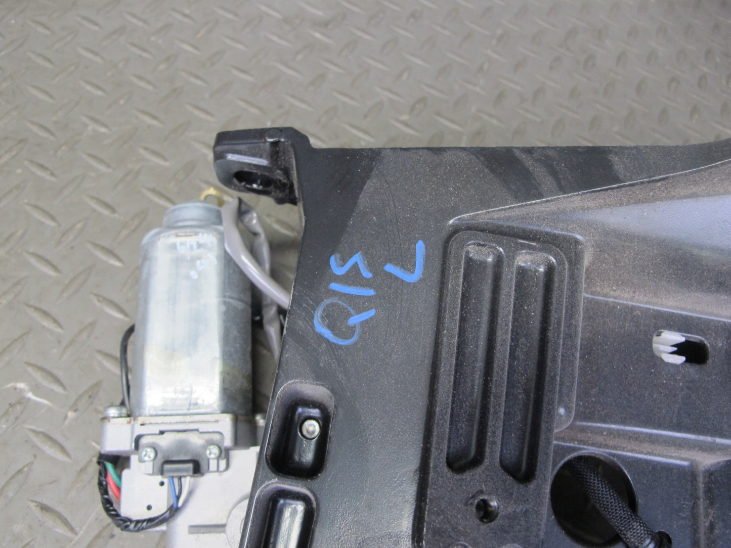 10-15 Lexus IS350 IS250 Convertible Rear Left Electric TOP Roof Motor Hinge OEM