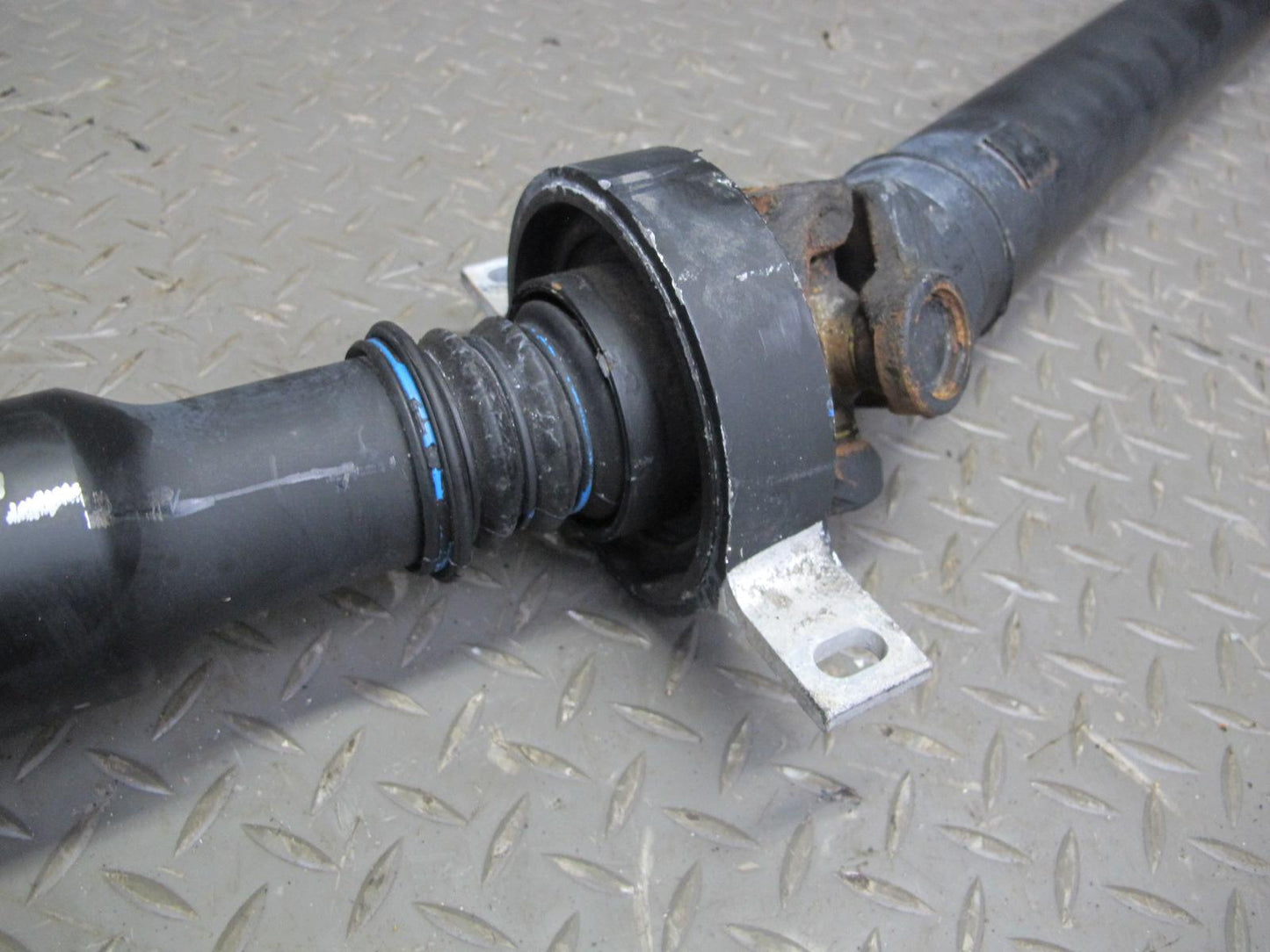 12-15 BMW F30 F32 335i RWD M/T Rear Drive Shaft Driveshaft 91K Miles 7600181 OEM