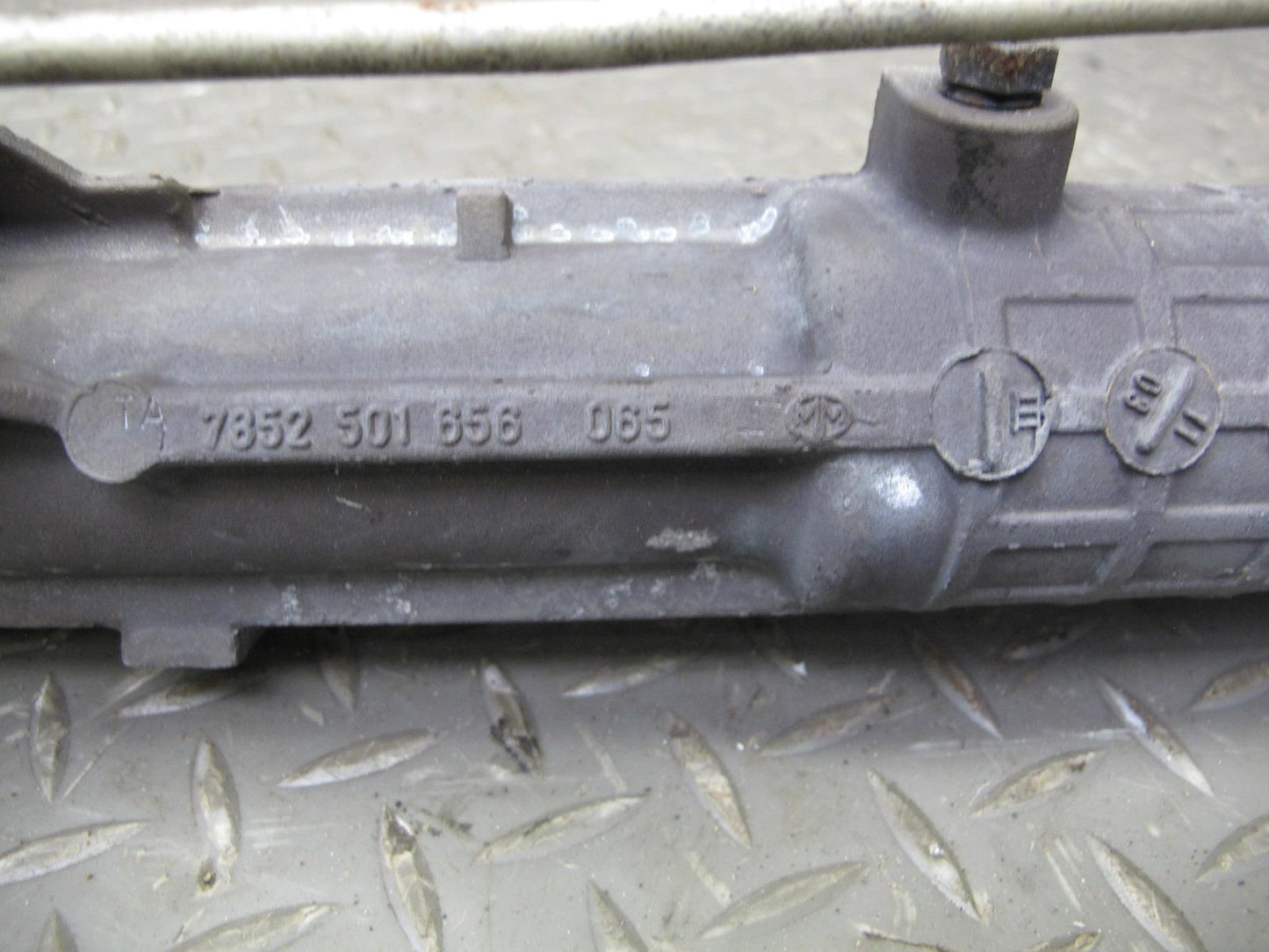 2001-2006 BMW E46 M3 S54 Power Steering Rack & Pinion Gear 2229395