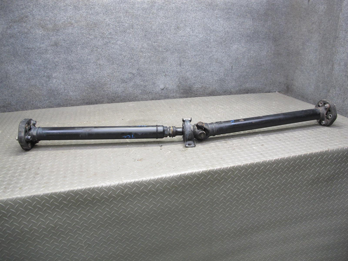 95-97 Toyota Celsior Lexus LS400 Automatic Rear Drive Shaft Driveshaft 43K OEM