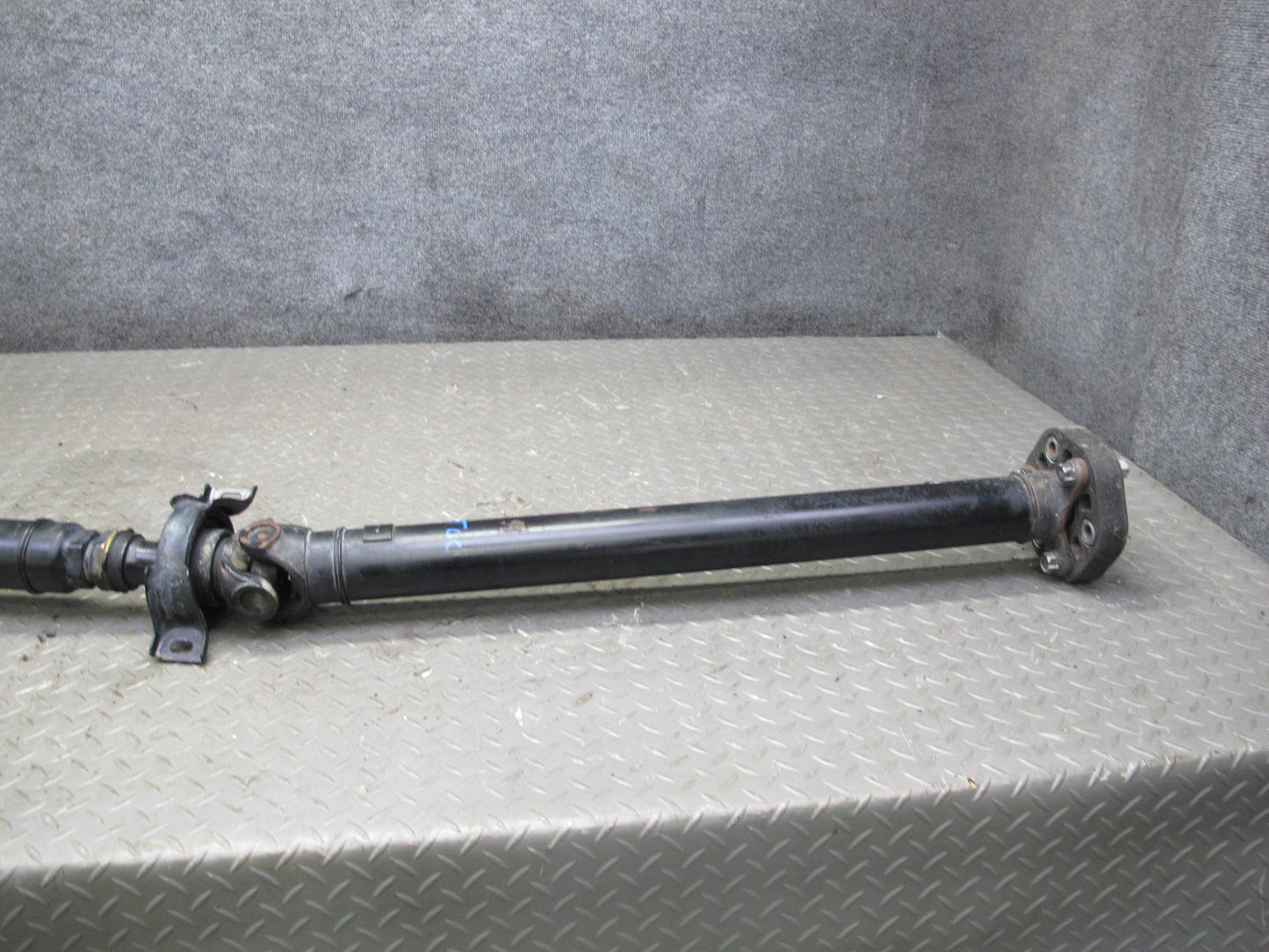 95-97 Toyota Celsior Lexus LS400 Automatic Rear Drive Shaft Driveshaft 43K OEM