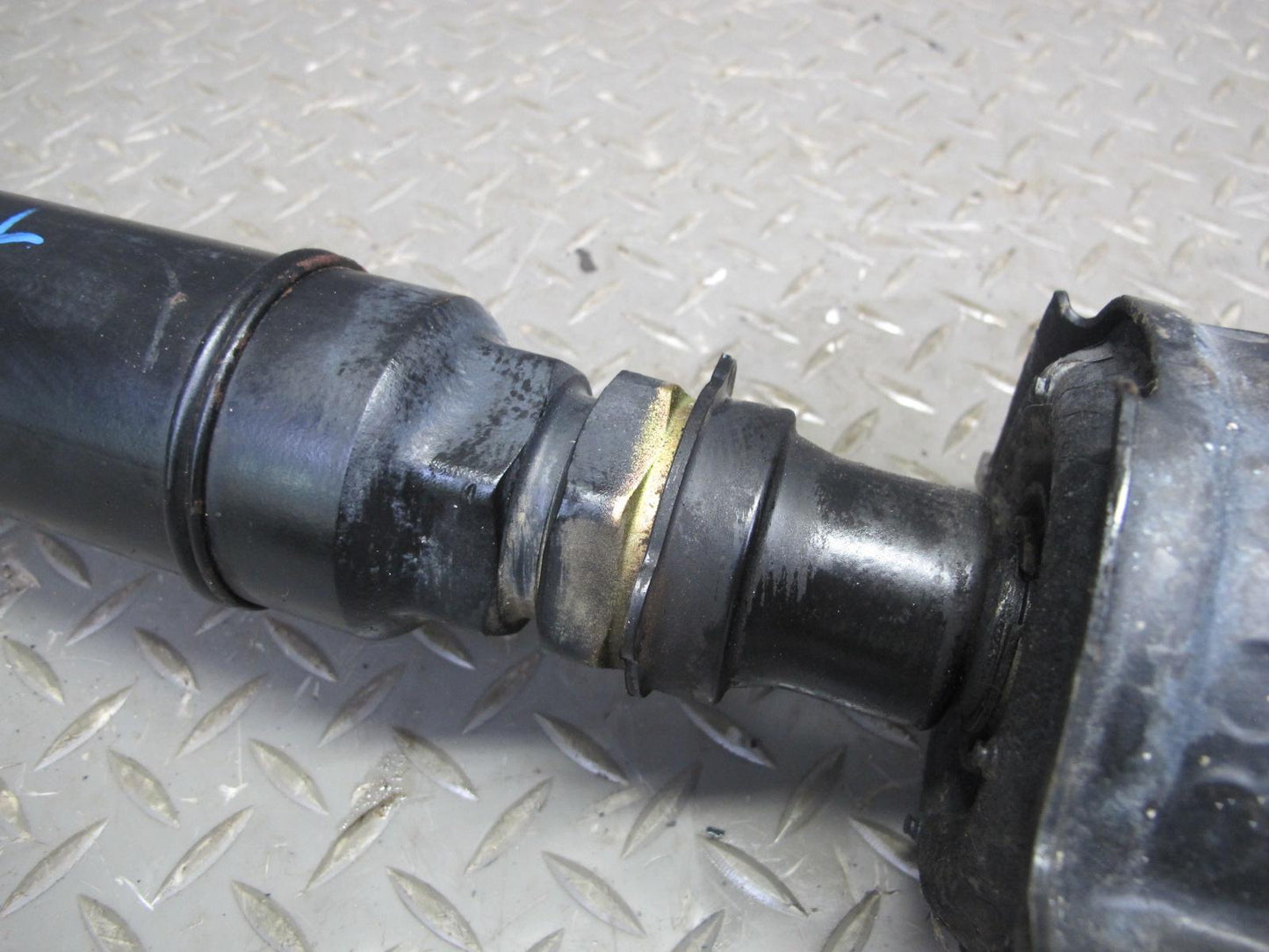 95-97 Toyota Celsior Lexus LS400 Automatic Rear Drive Shaft Driveshaft 43K OEM