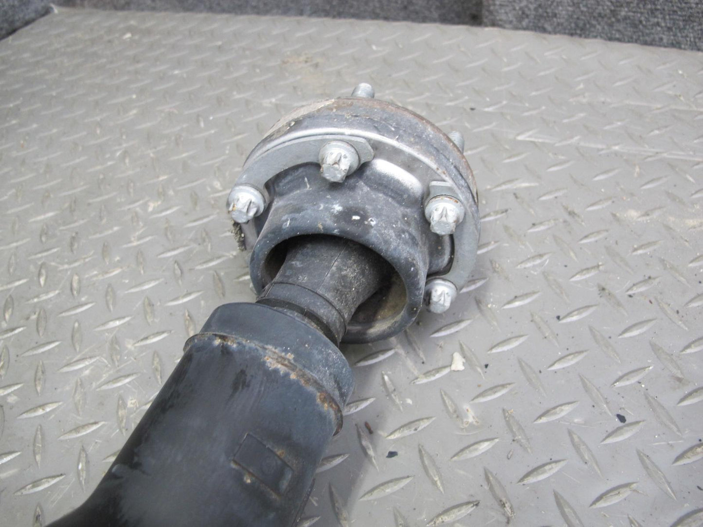 2012-2018 BMW F12 F13 M6 S63T RWD DCT Transmission Rear Drive Shaft Propeller