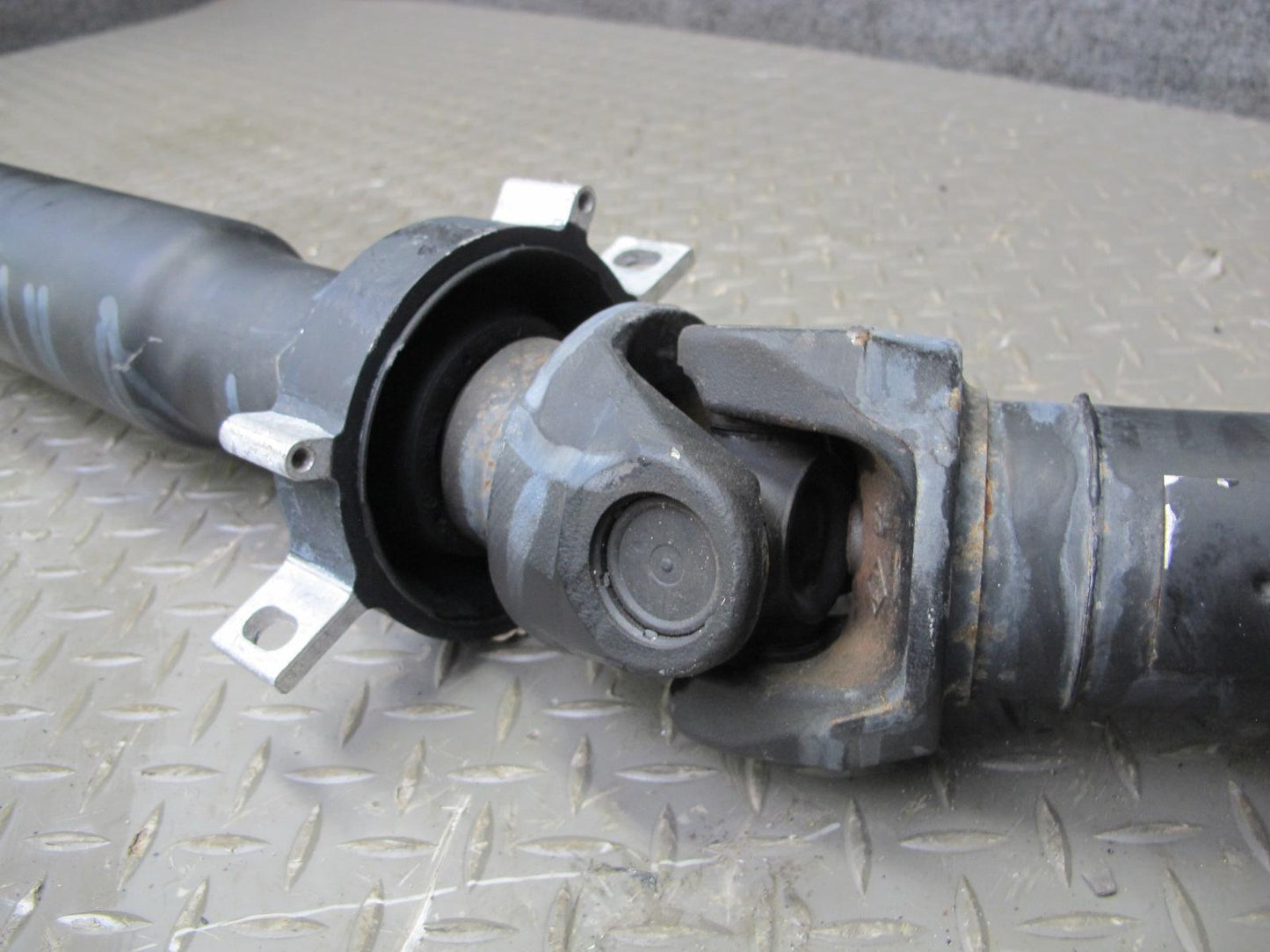 2012-2018 BMW F12 F13 M6 S63T RWD DCT Transmission Rear Drive Shaft Propeller