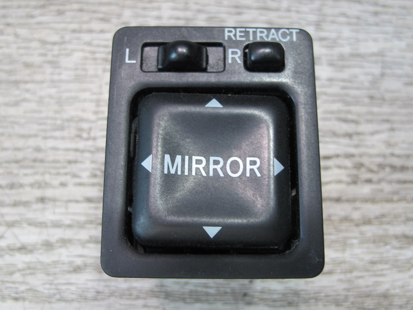 96-00 Toyota Cresta MARK2 JZX100 Side View Mirror Switch OEM