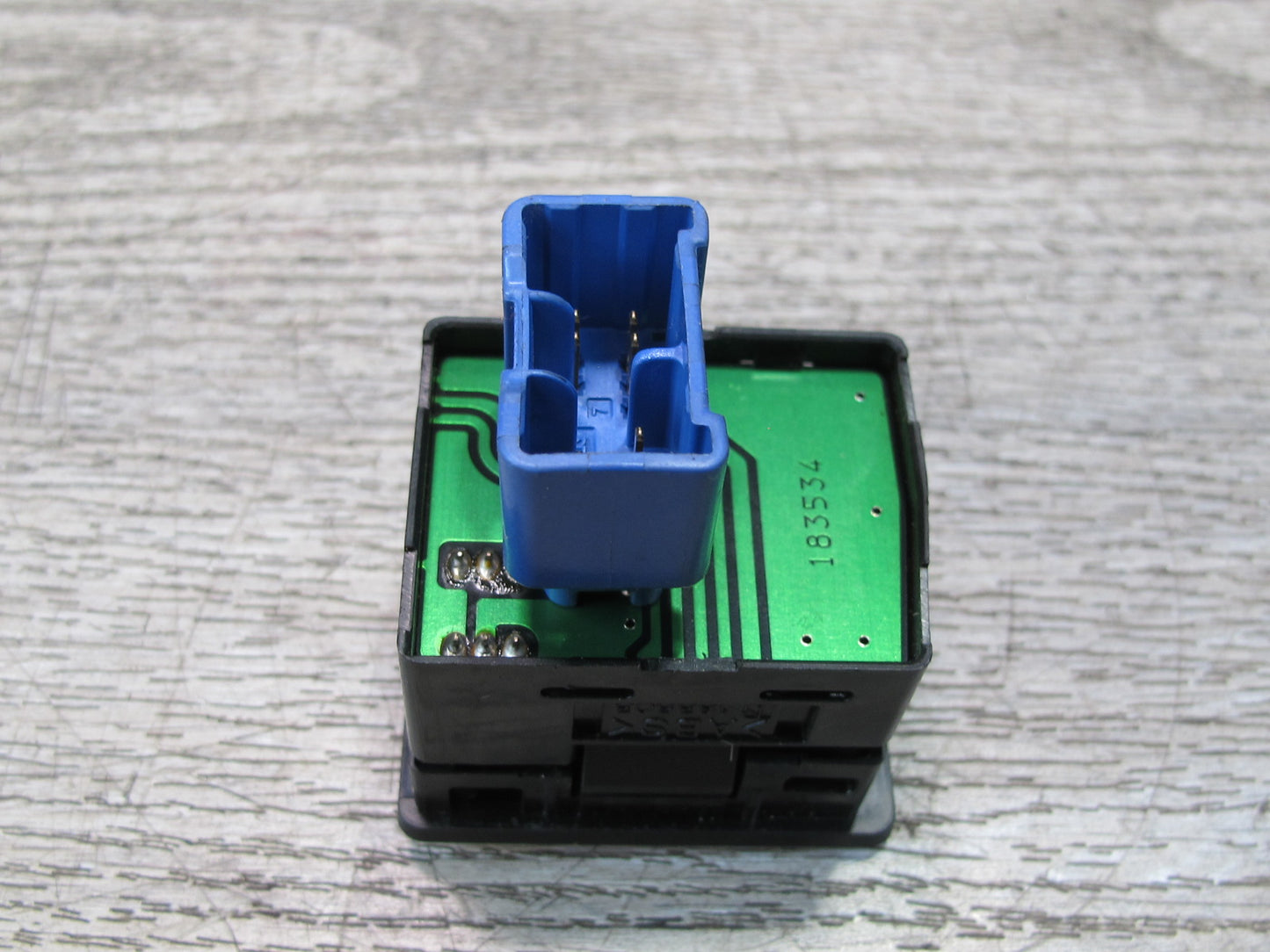 96-00 Toyota Cresta MARK2 JZX100 Side View Mirror Switch OEM