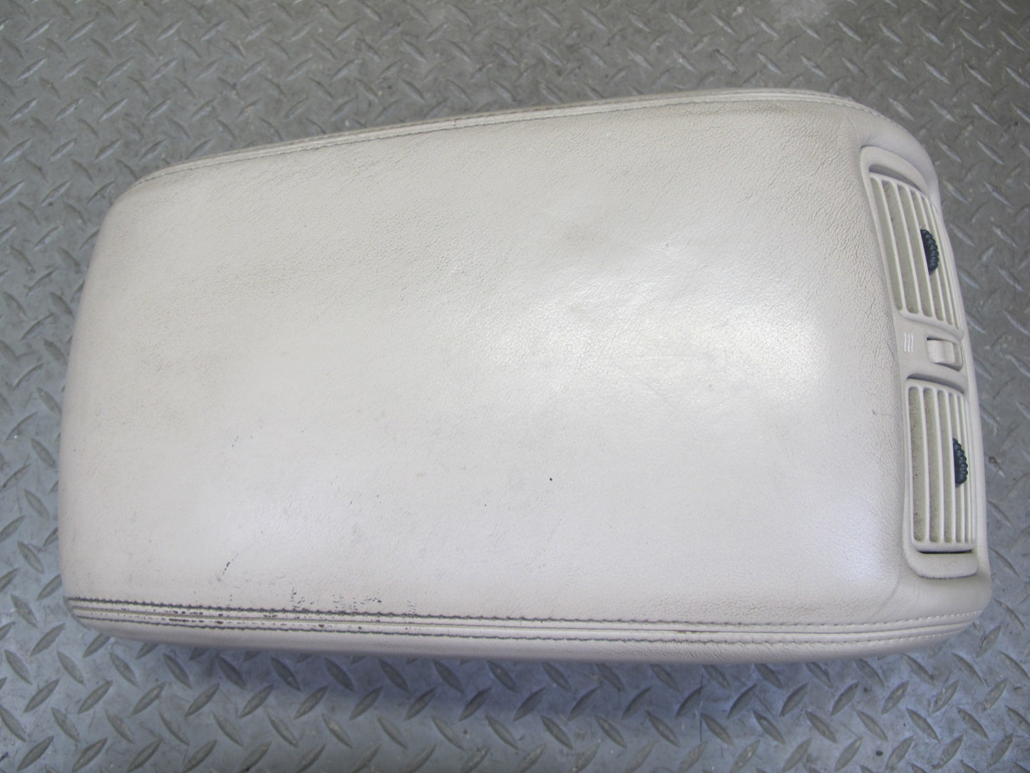 98-00 Lexus UCF20L LS400 Center Console Armrest Lid Storage Ivory OEM