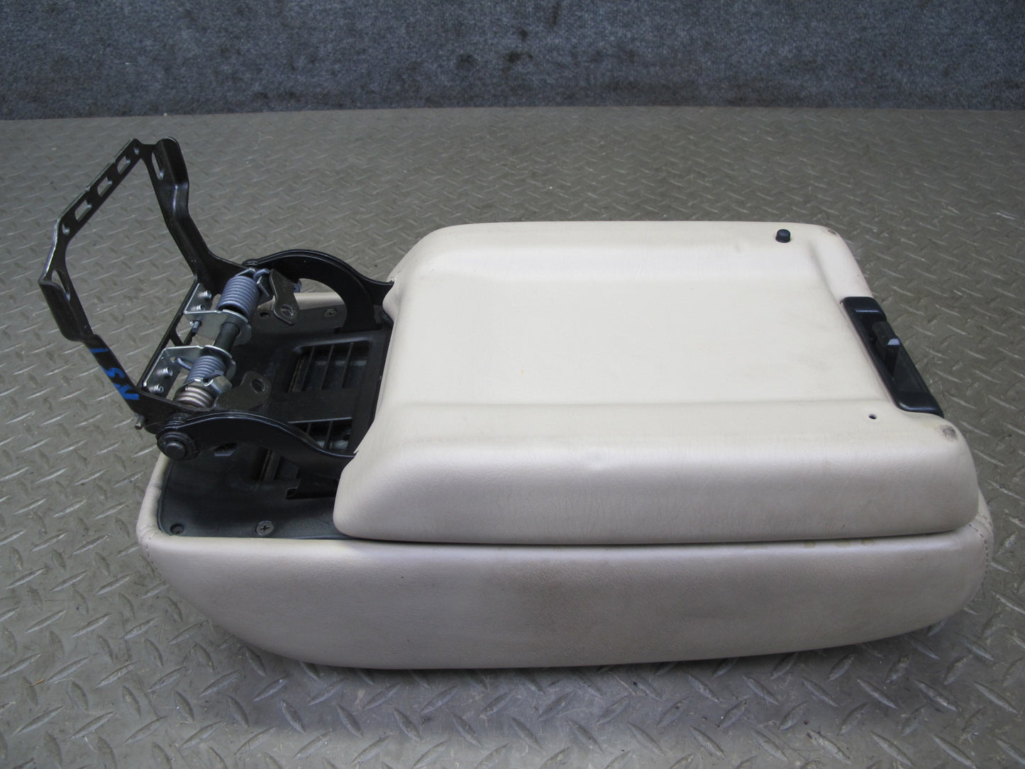 98-00 Lexus UCF20L LS400 Center Console Armrest Lid Storage Ivory OEM