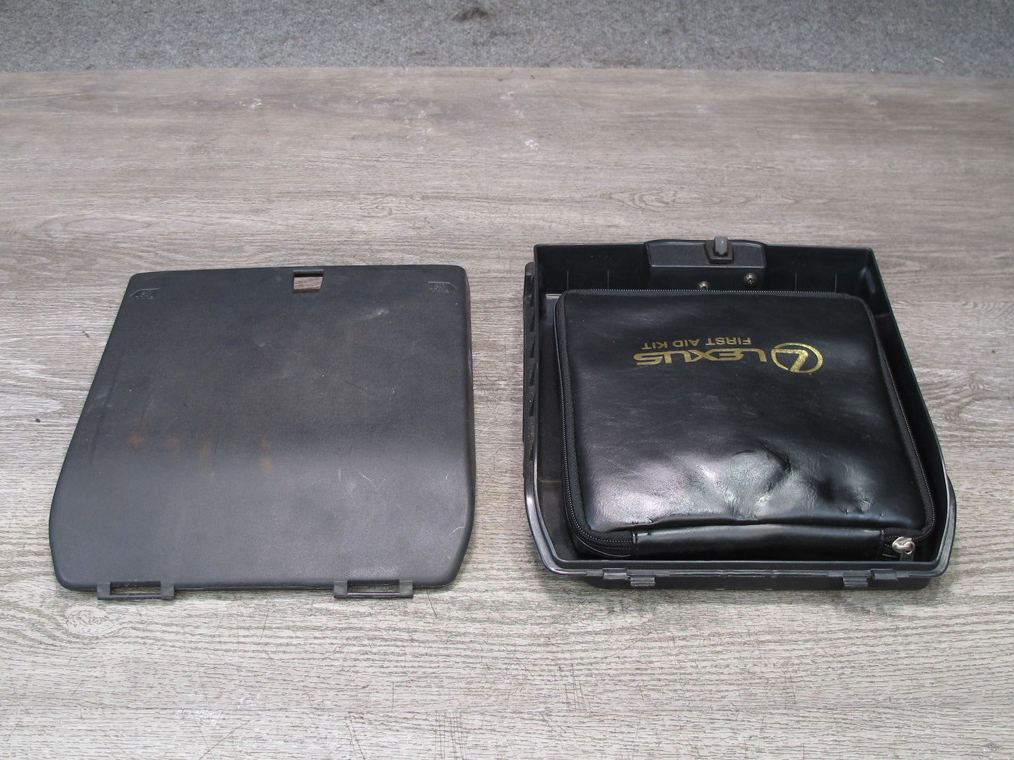 95-00 Lexus UCF20L LS400 Under Seat First AID KIT Box Assembly OEM