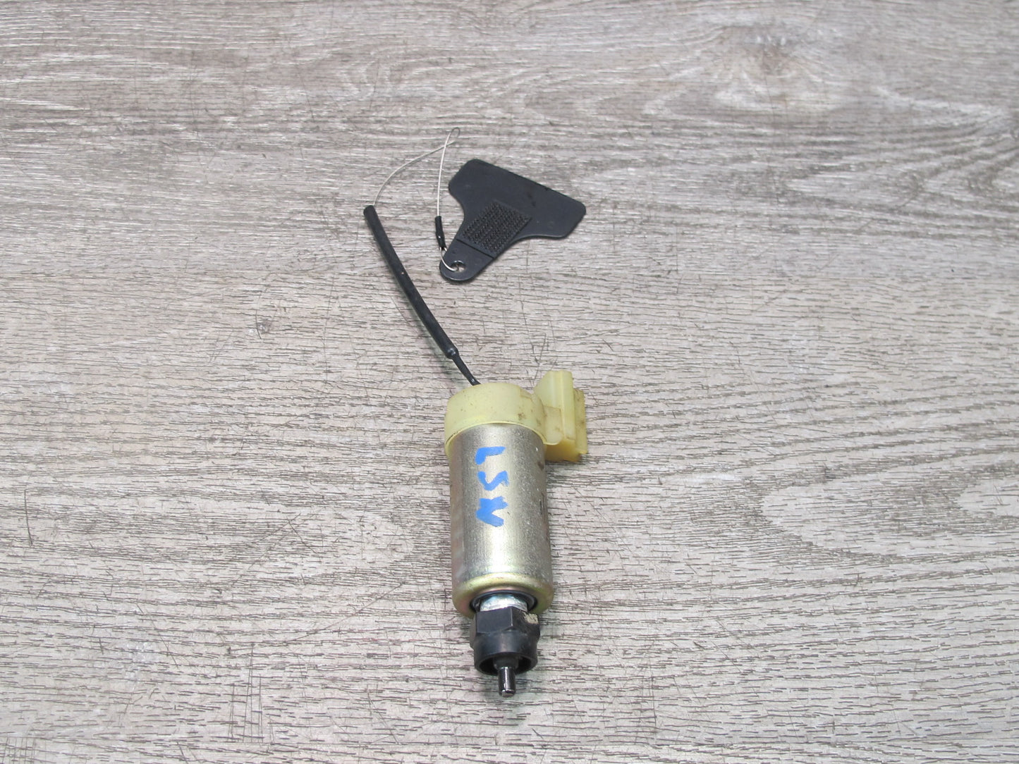 93-00 Lexus UCF20L LS400 Fuel Gas Door Lock Latch Release Actuator Motor OEM