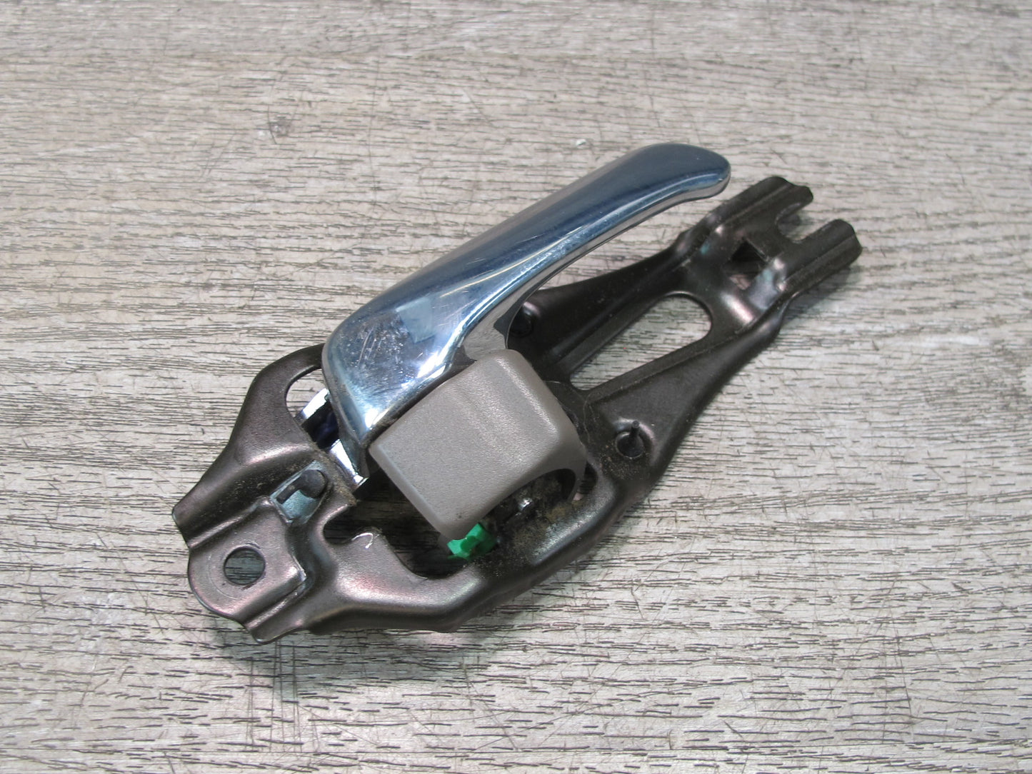 95-00 Lexus UCF20L LS400 Front Right Interior Door Handle OEM