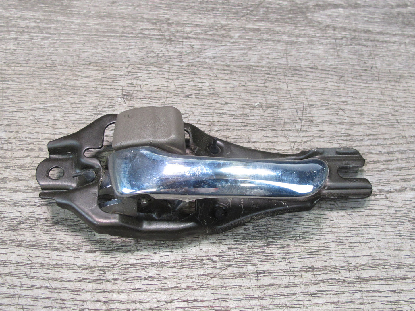 95-00 Lexus UCF20L LS400 Rear Left Interior Door Handle OEM