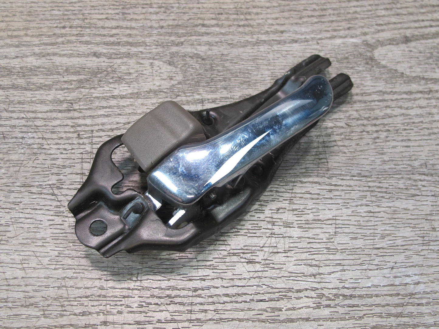 95-00 Lexus UCF20L LS400 Rear Left Interior Door Handle OEM