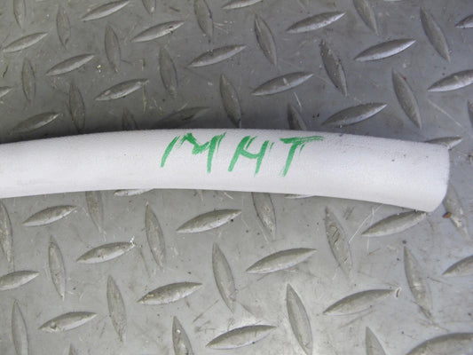 2003-2009 Hummer H2 Front Upper Roof Weatherstrip Rubber Seal