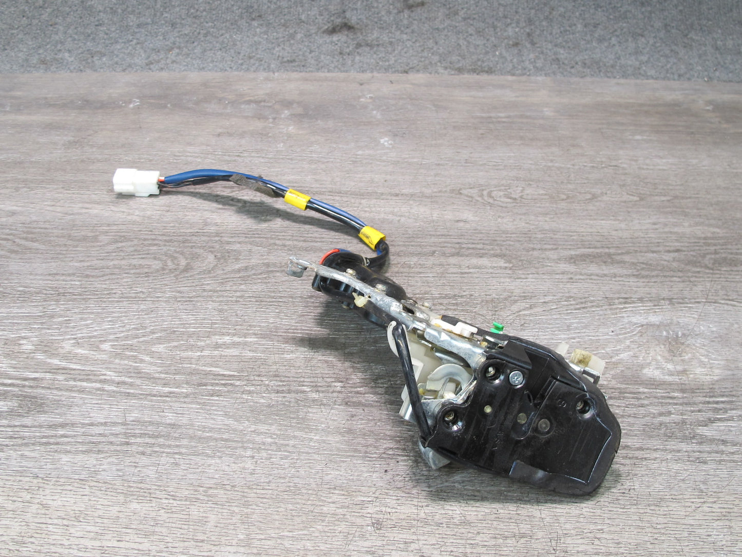 98-00 Lexus UCF20L LS400 Rear Right Door Lock Latch Actuator OEM