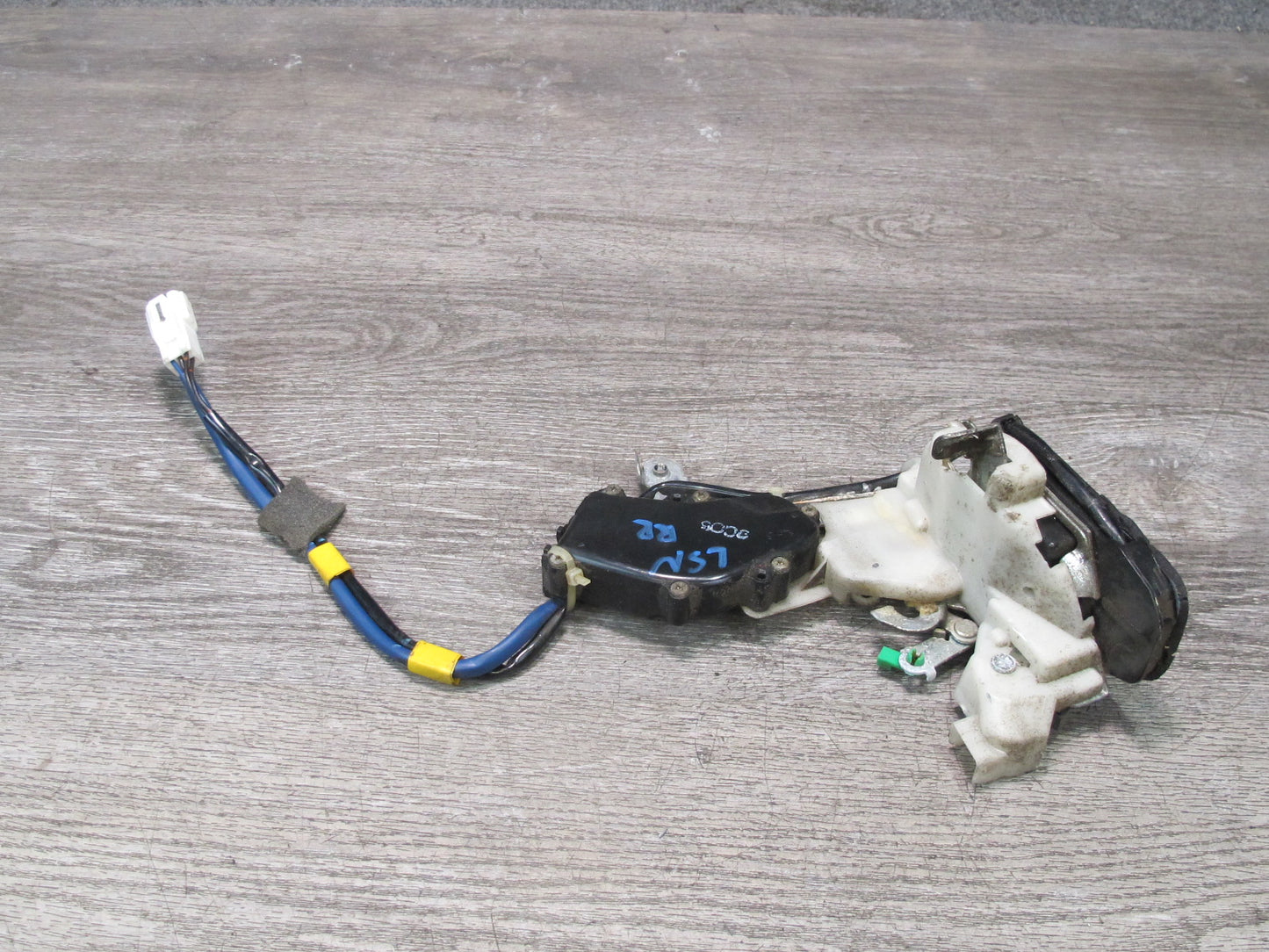 98-00 Lexus UCF20L LS400 Rear Right Door Lock Latch Actuator OEM