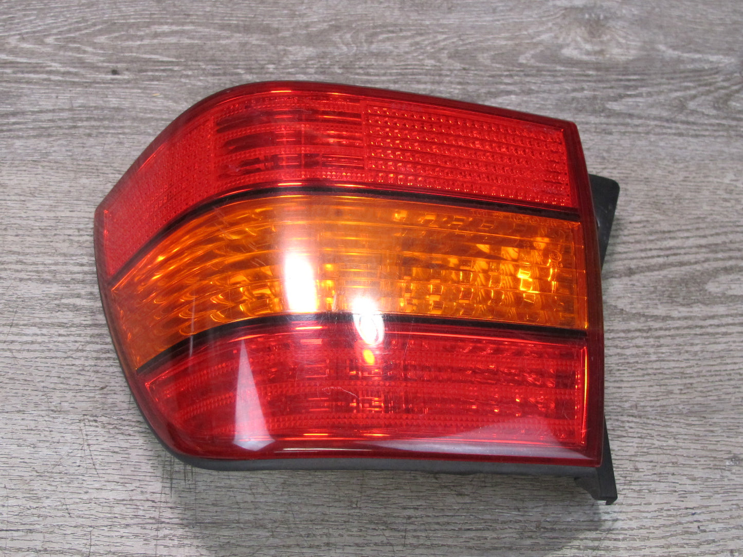 98-00 Lexus UCF20L LS400 Rear Right Side Outer Tail Light Lamp OEM