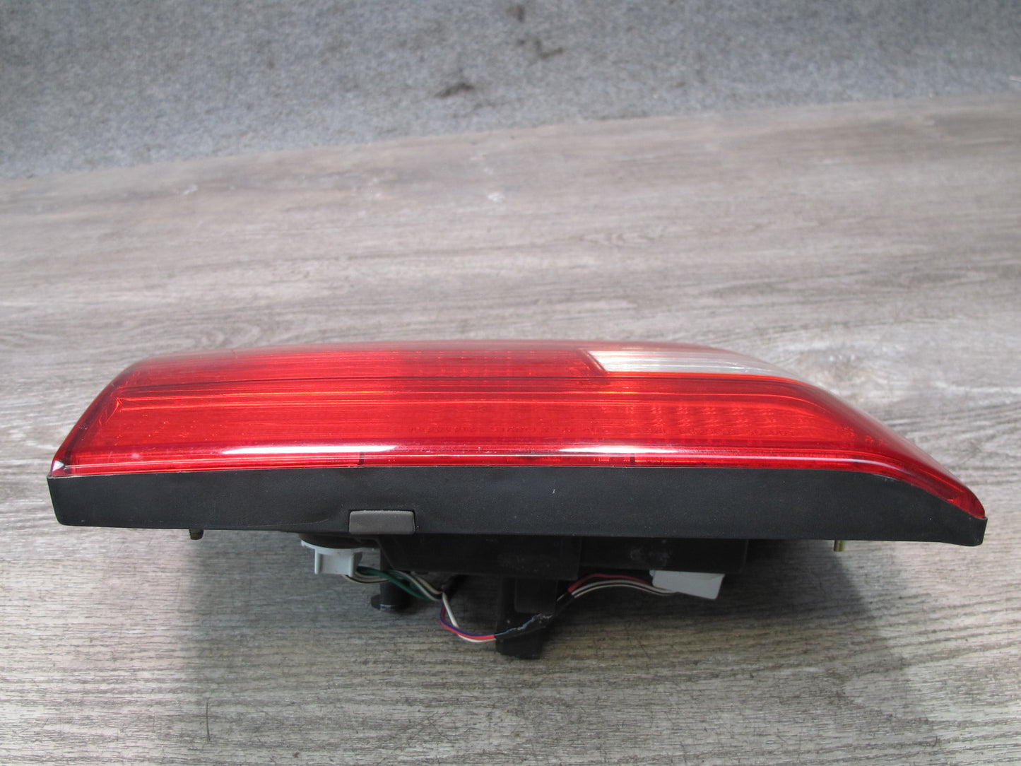 98-00 Lexus UCF20L LS400 Rear Left Inner Tail Light Lamp OEM