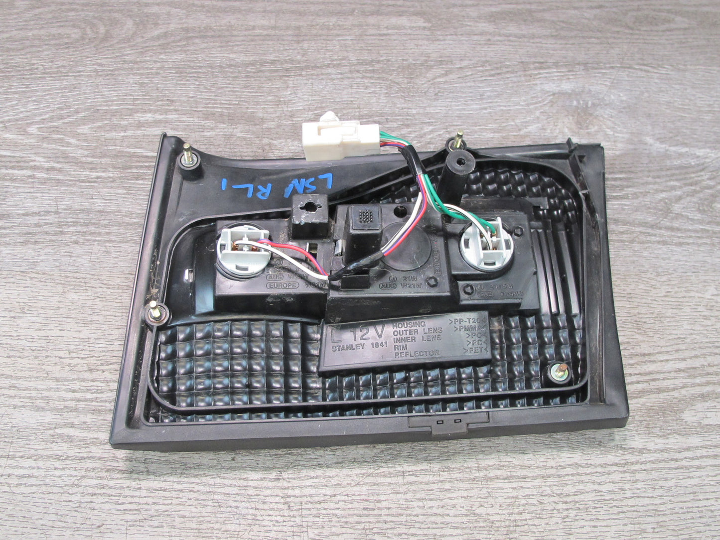 98-00 Lexus UCF20L LS400 Rear Left Inner Tail Light Lamp OEM