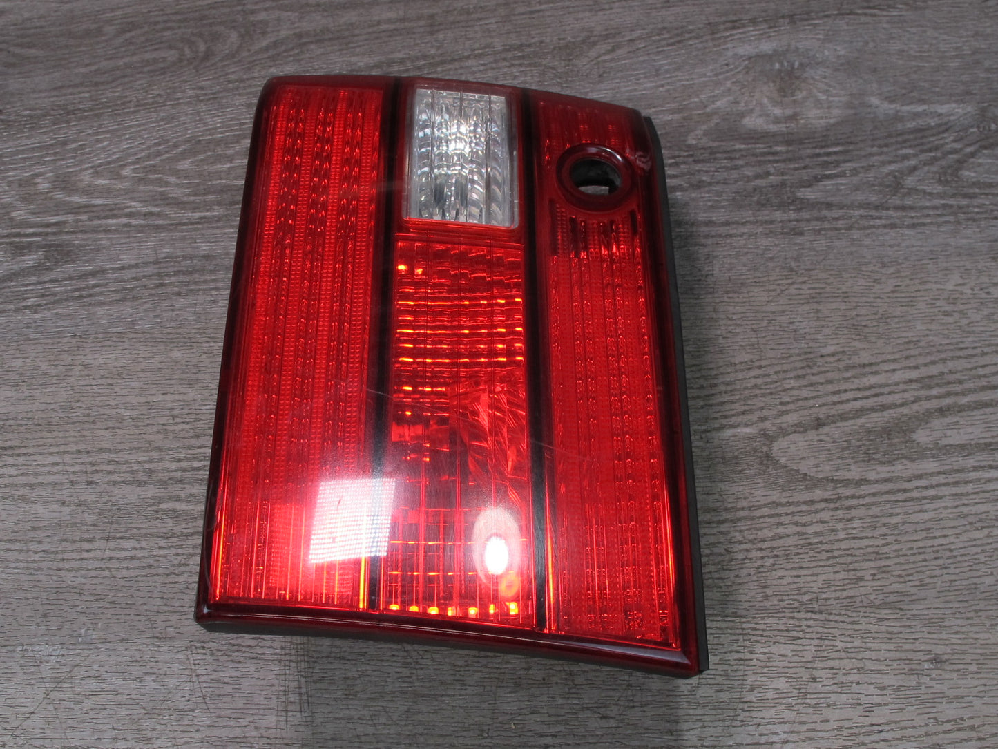 98-00 Lexus UCF20L LS400 Rear Right Inner Tail Light Lamp OEM
