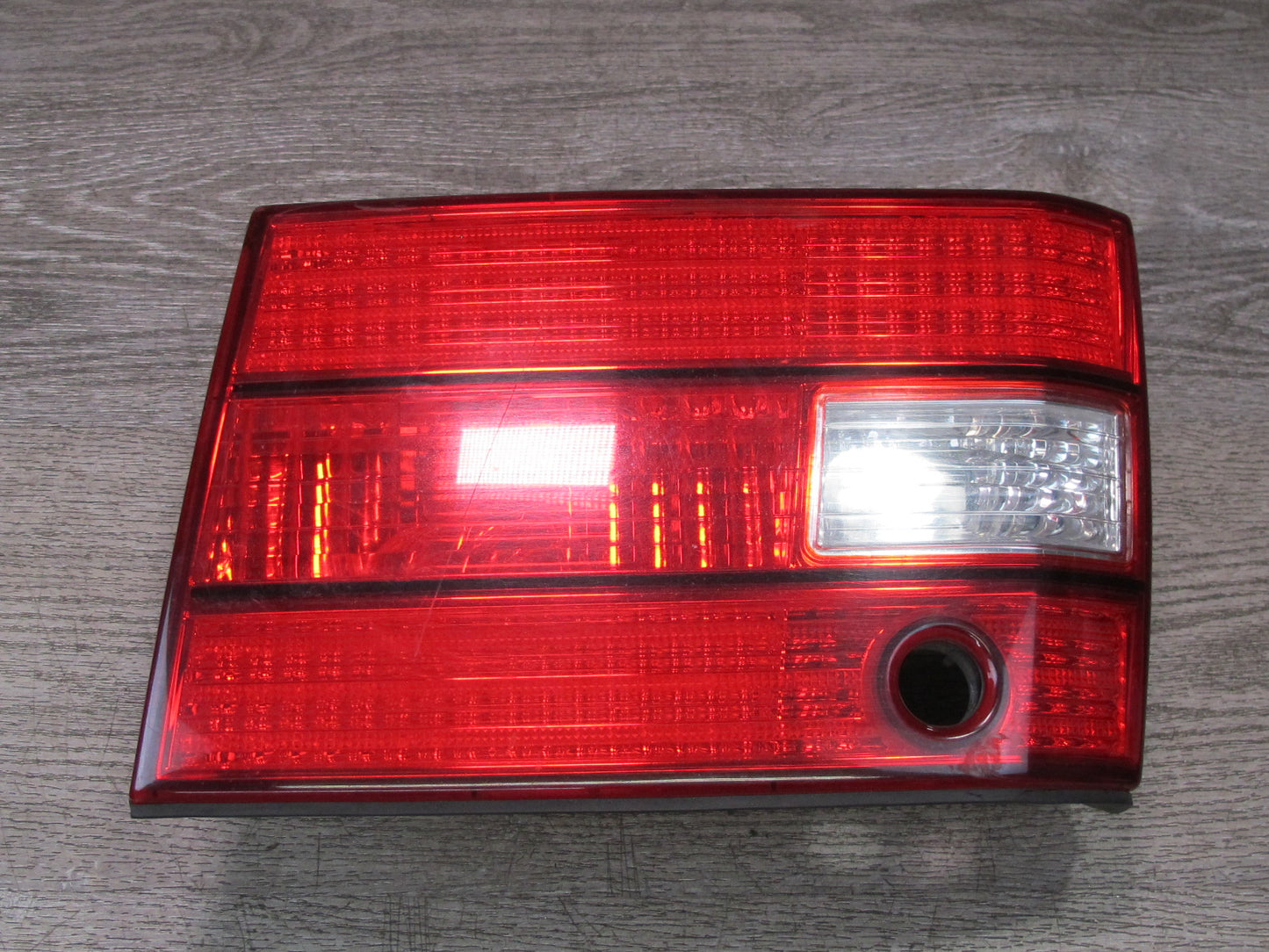 98-00 Lexus UCF20L LS400 Rear Right Inner Tail Light Lamp OEM