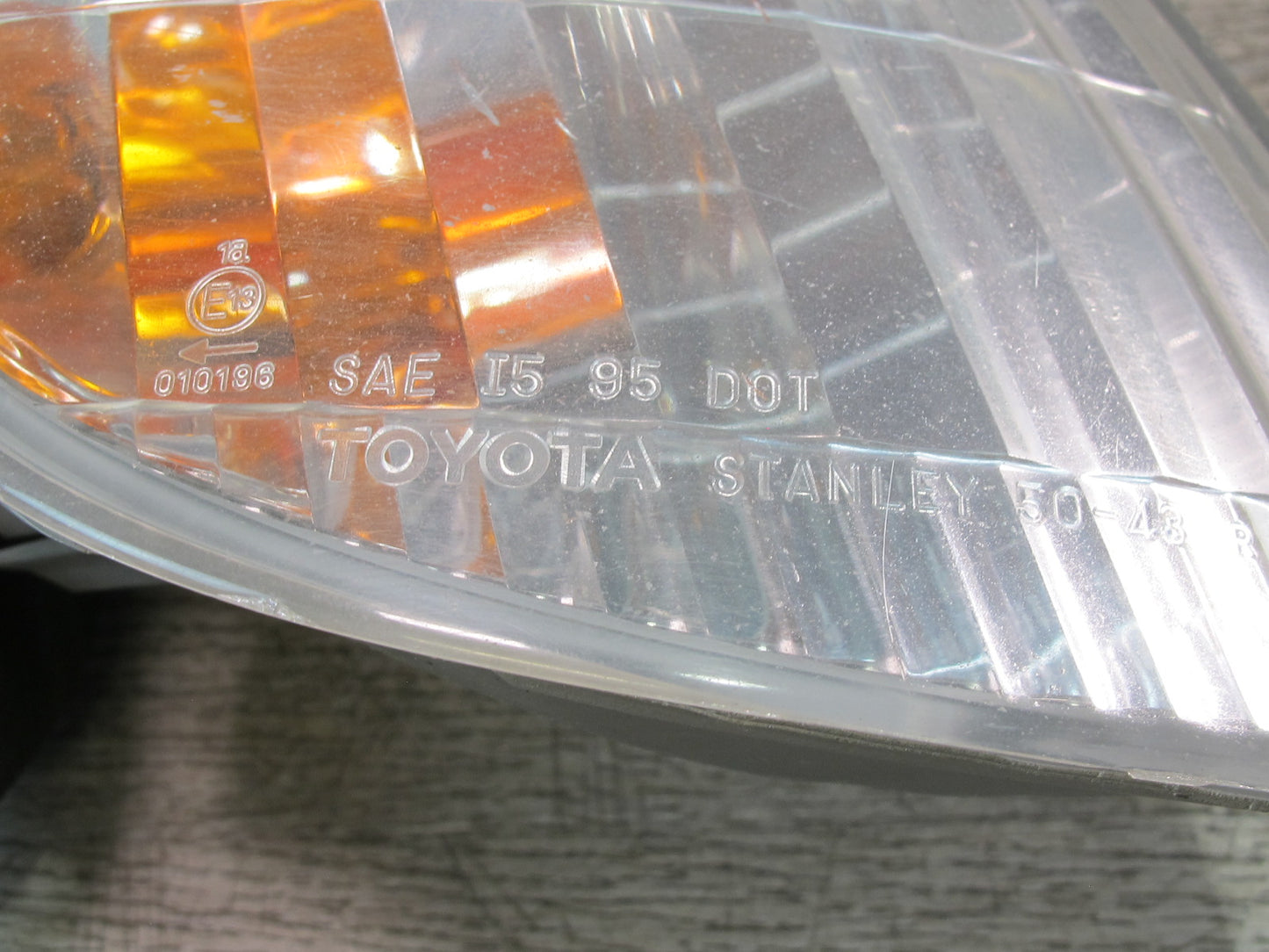 98-00 Lexus UCF20L LS400 Set of 2 Front Left & Right Turn Signal Light Lamp OEM