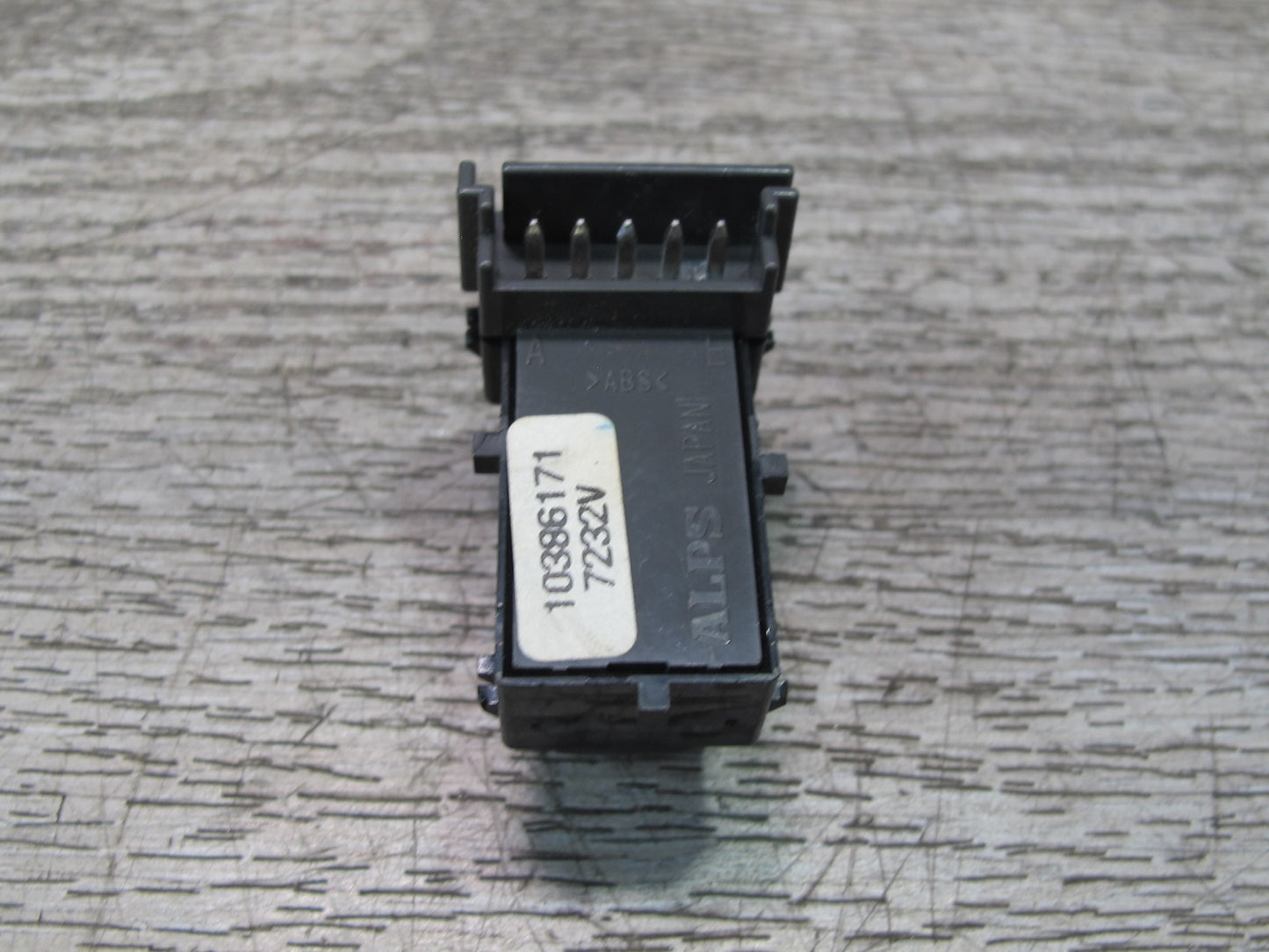 2008-2009 Hummer H2 Rear Left or Right Door Window Switch 10386171