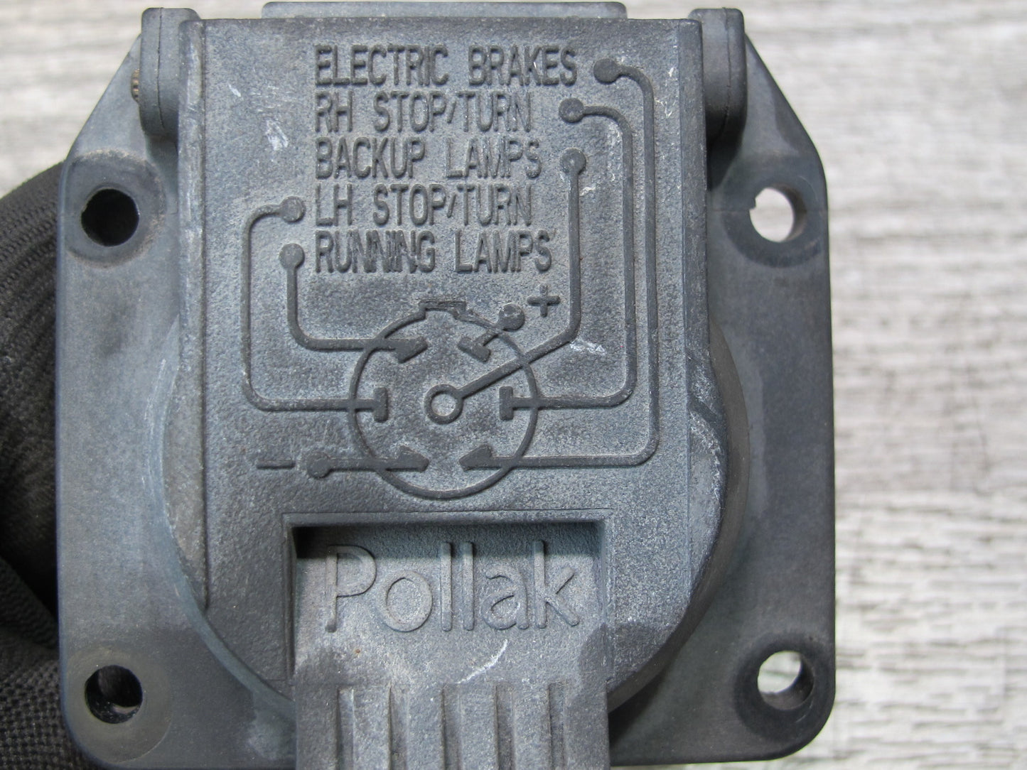 2003-2009 Hummer H2 Pollak Towing Trailer Hitch Electric Socket