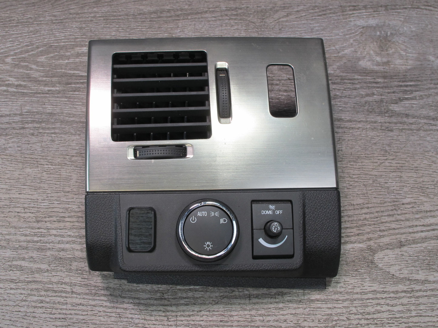 2008-2009 Hummer H2 Dash Front Left A/C Air Vent Grille Headlight Dimmer Switch