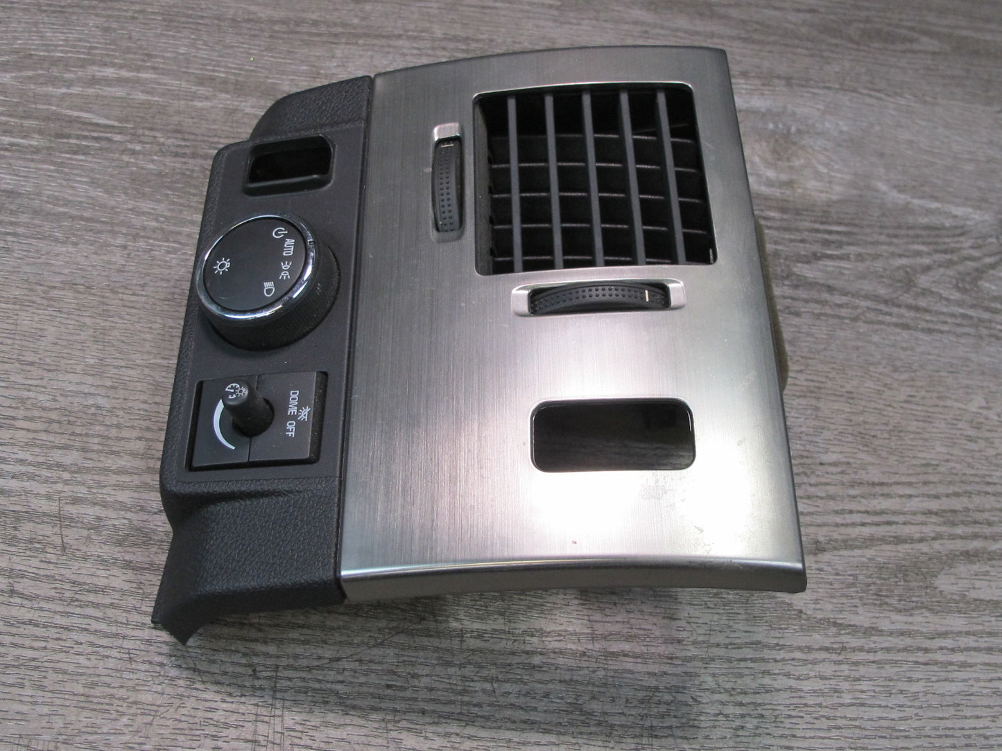 2008-2009 Hummer H2 Dash Front Left A/C Air Vent Grille Headlight Dimmer Switch