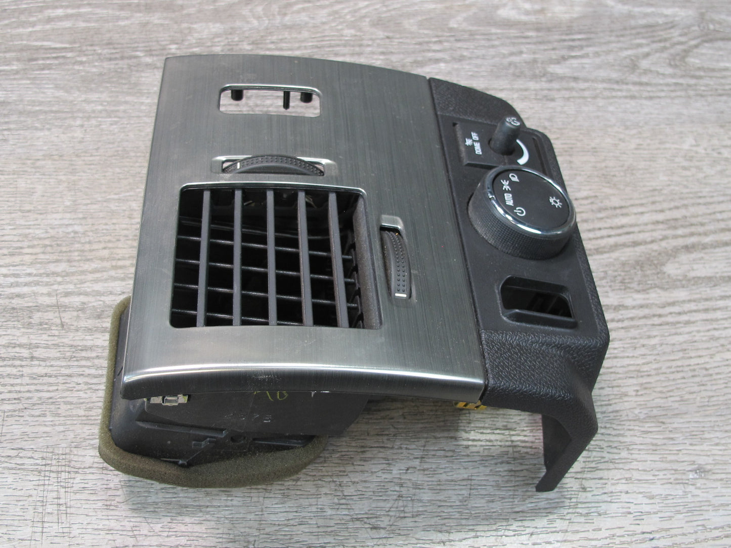 2008-2009 Hummer H2 Dash Front Left A/C Air Vent Grille Headlight Dimmer Switch