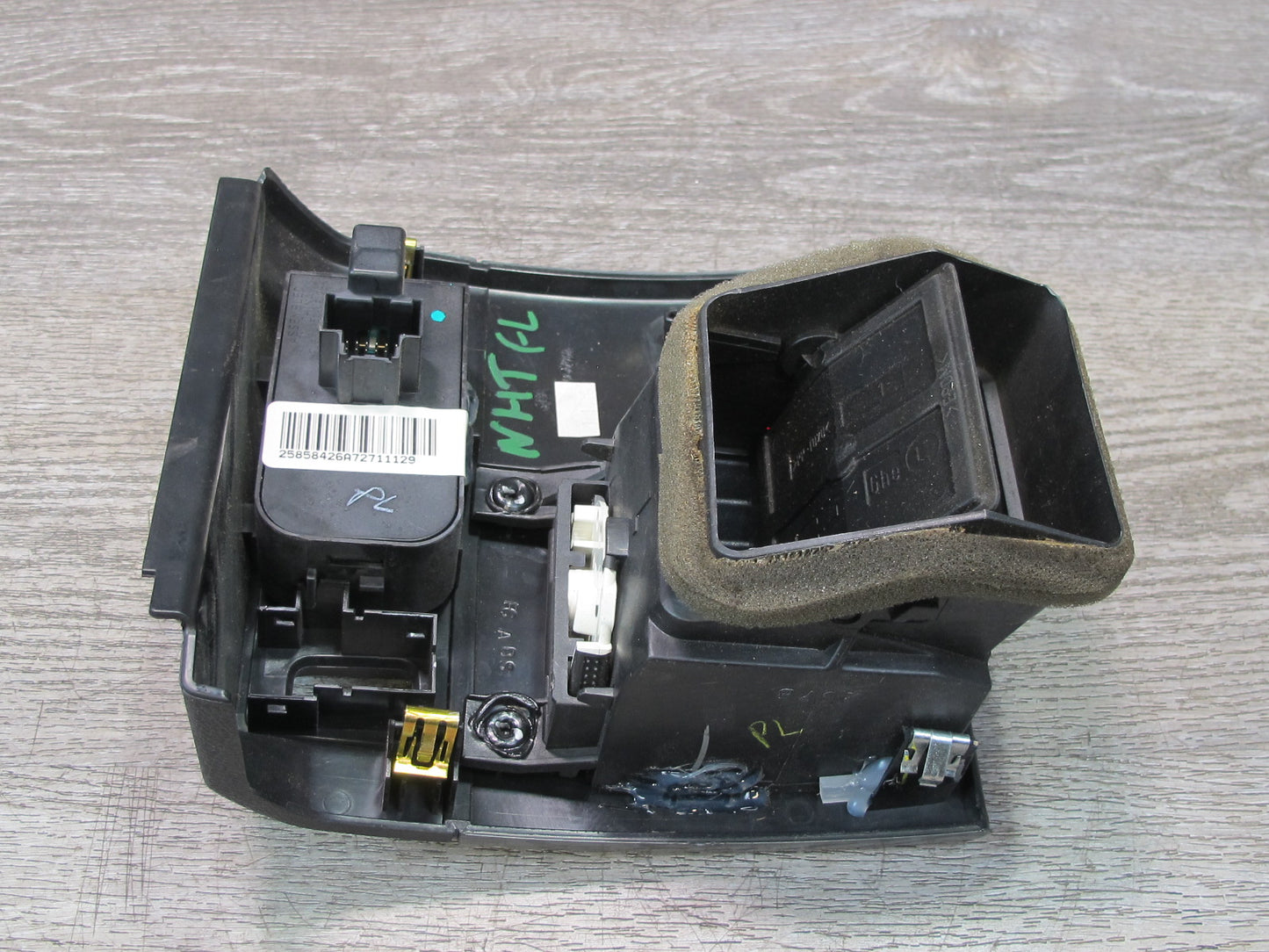 2008-2009 Hummer H2 Dash Front Left A/C Air Vent Grille Headlight Dimmer Switch