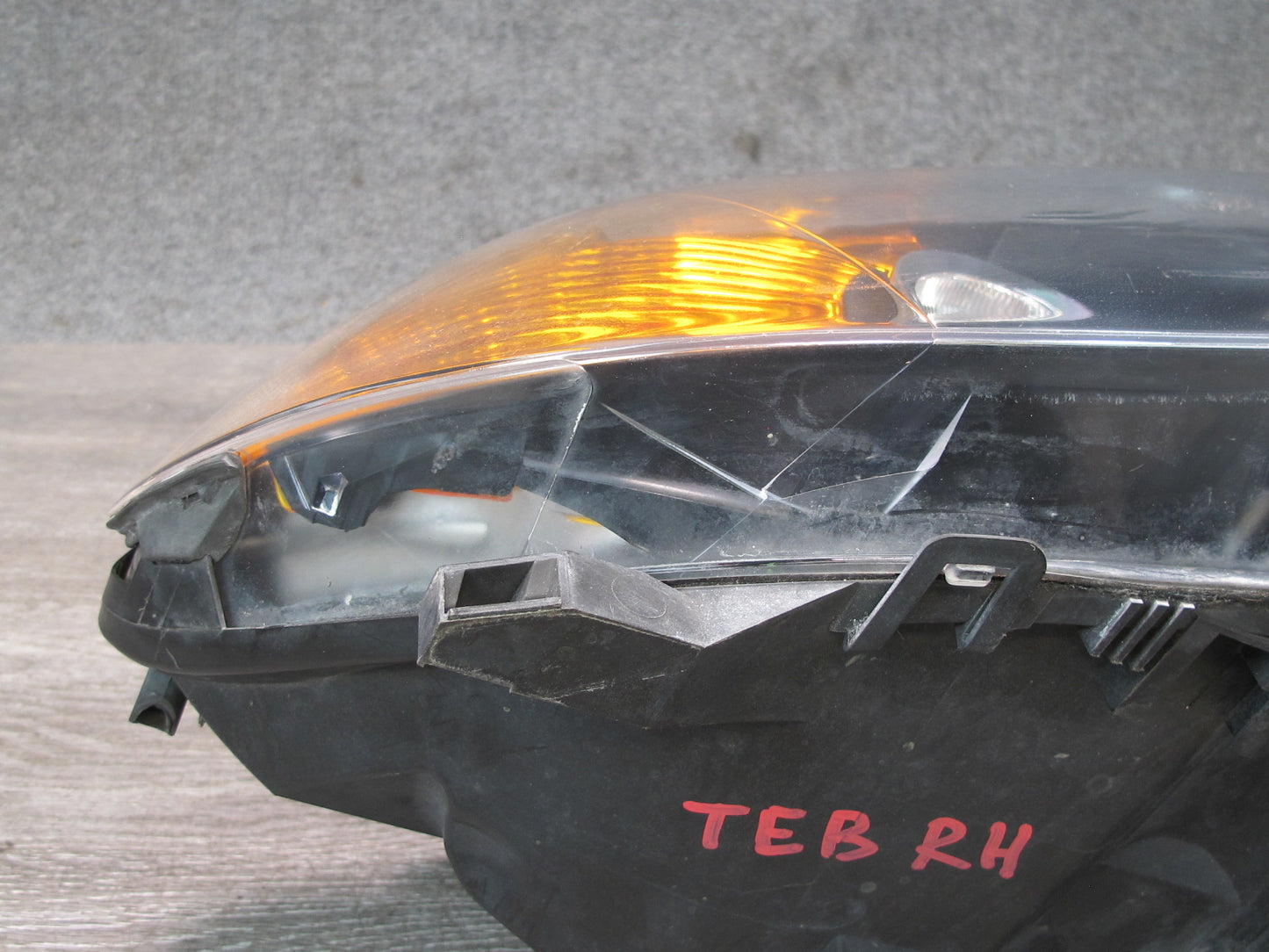 04-06 BMW E46 325Ci 330Ci Right AKL BI Xenon HID Adaptive Headlight Lamp OEM