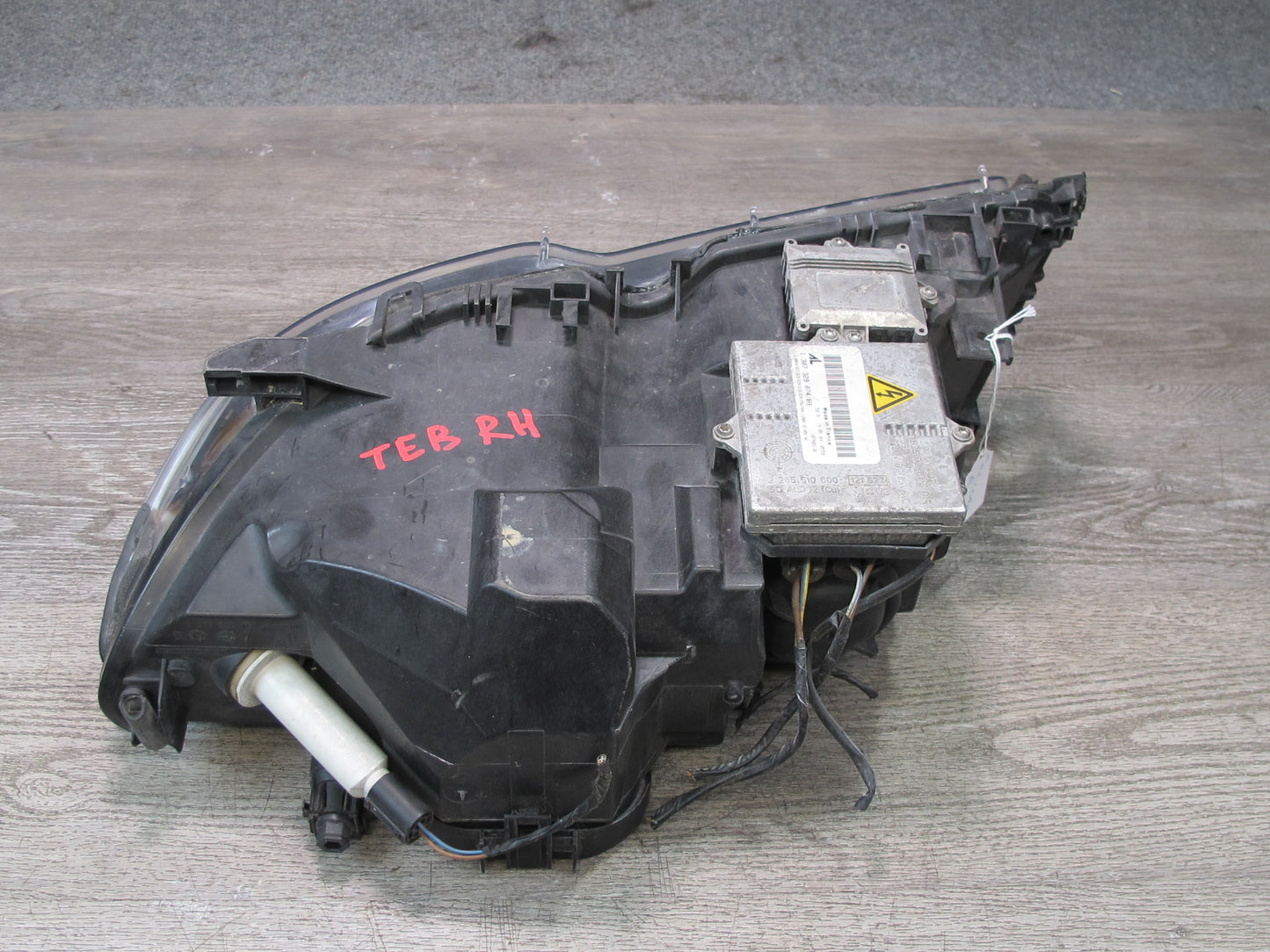 04-06 BMW E46 325Ci 330Ci Right AKL BI Xenon HID Adaptive Headlight Lamp OEM