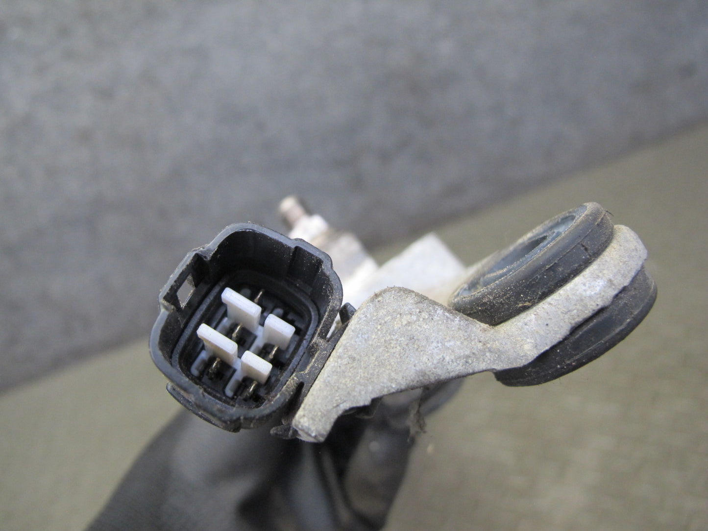 95-00 Lexus UCF20L LS400 Windshield Wiper Transmission Linkage w Motor OEM