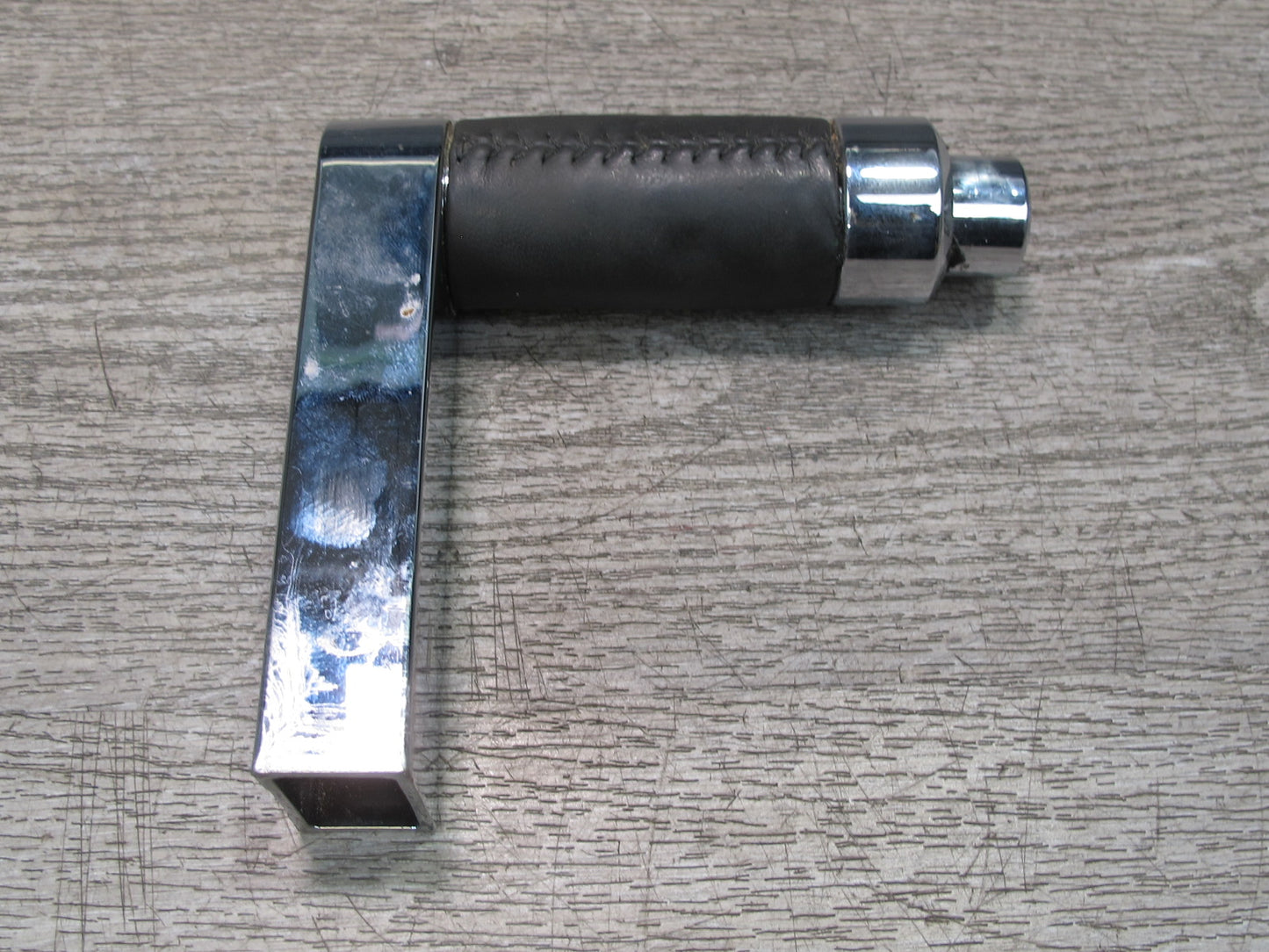 2008-2009 Hummer H2 A/T Transmission Selector Shift Shifter Knob Handle