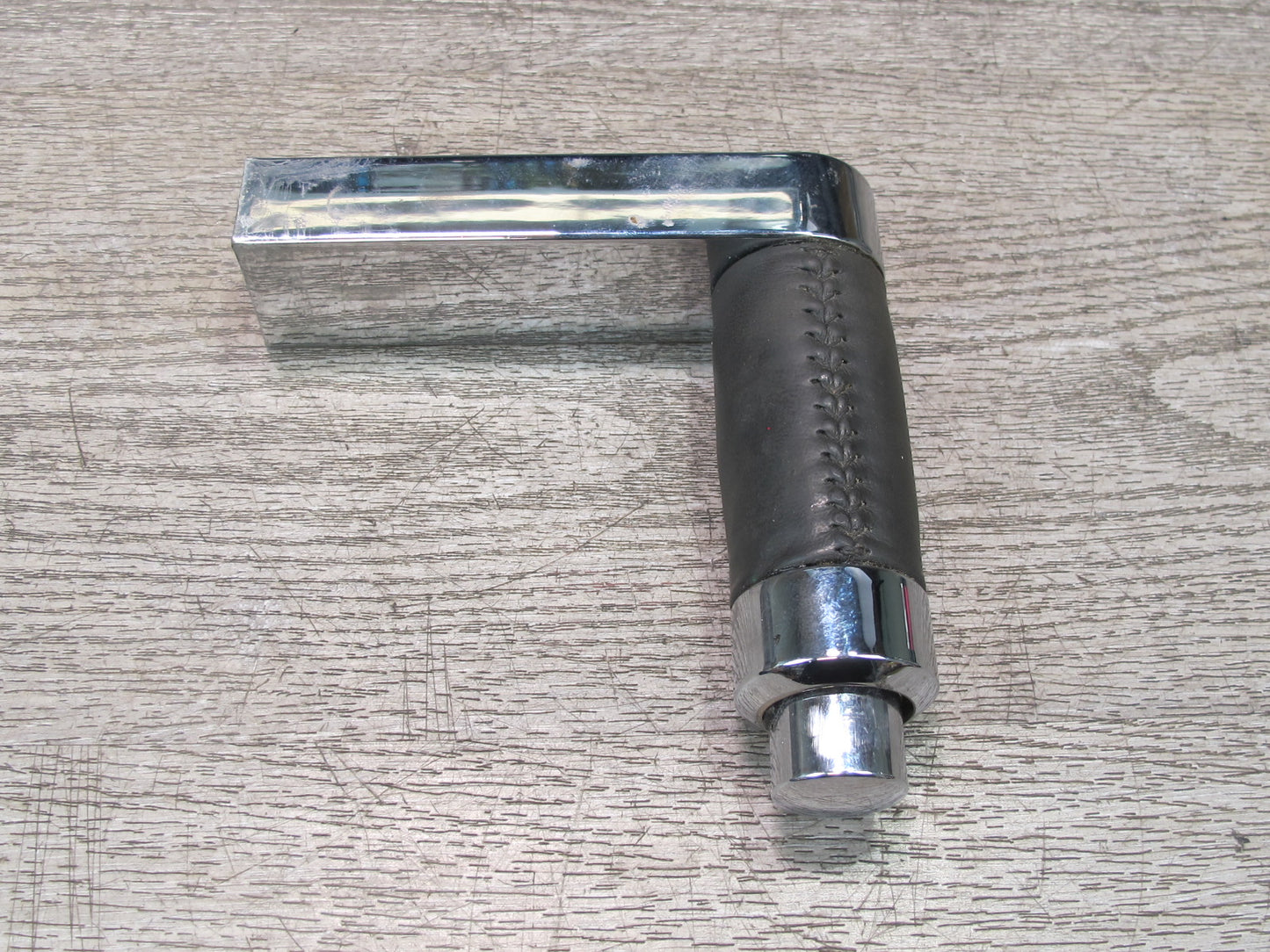 2008-2009 Hummer H2 A/T Transmission Selector Shift Shifter Knob Handle