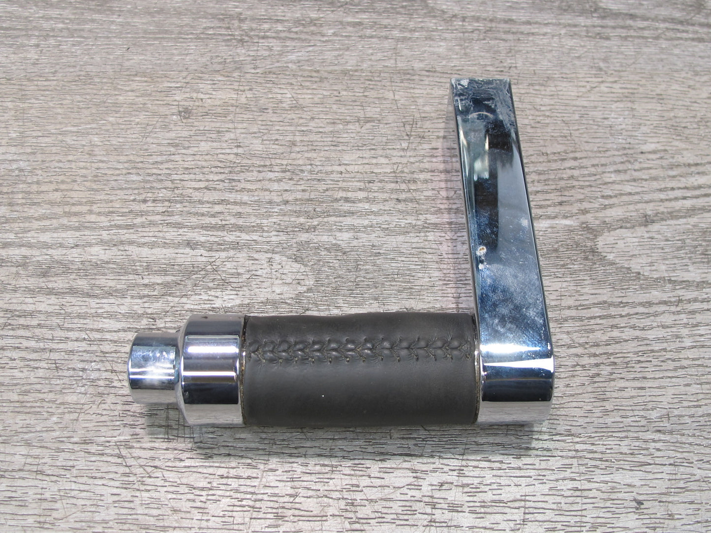 2008-2009 Hummer H2 A/T Transmission Selector Shift Shifter Knob Handle