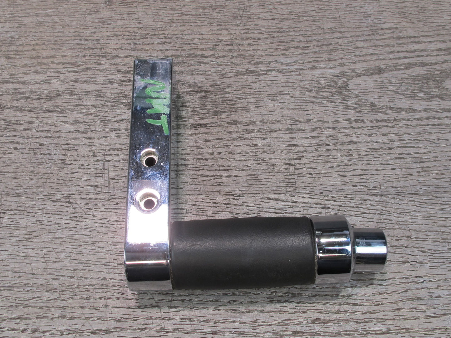 2008-2009 Hummer H2 A/T Transmission Selector Shift Shifter Knob Handle