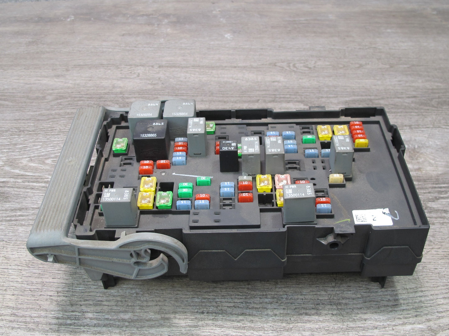 2008-2009 Hummer H2  Junction Power Distribution Fuse Relay Box