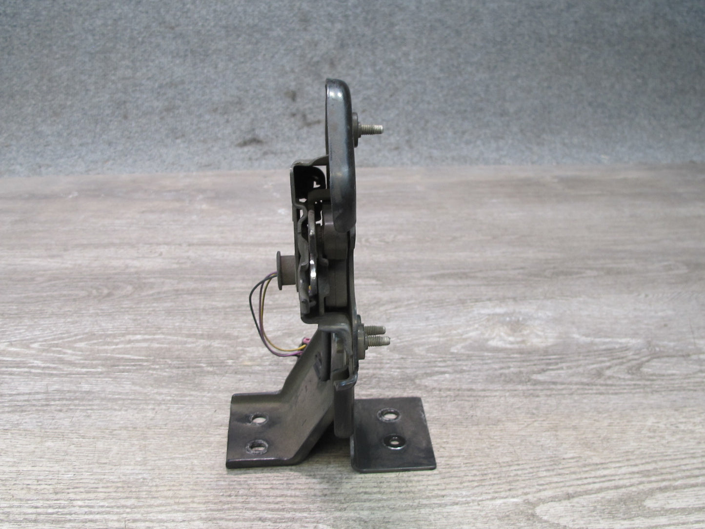 2008-2009 Hummer Front Hood Lock Latch 10400178