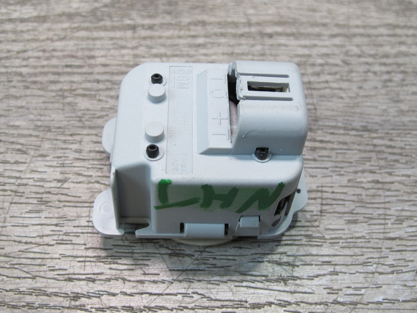 2008-2009 Hummer Ambient Cabin Air Temperature Sensor 25771194