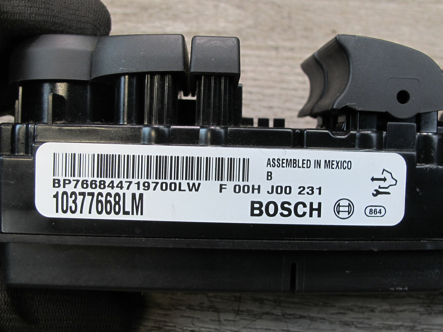 2008-2009 Hummer H2 Front Left Master Power Window Mirror Switch 10377668