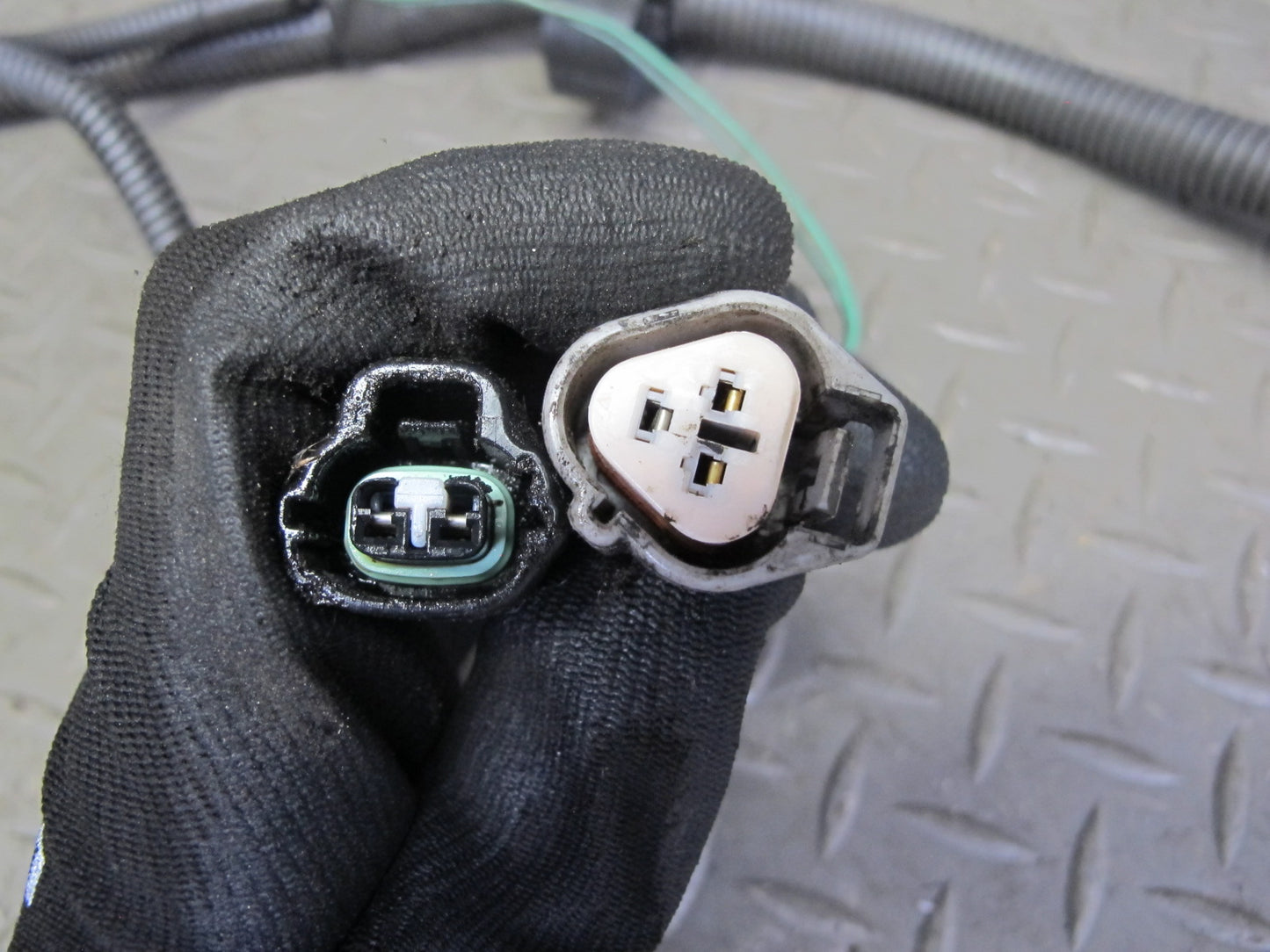 98-00 Lexus UCF20L LS400 Engine Bay Wire Wiring Harness OEM