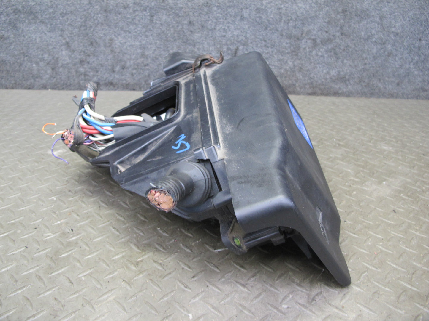 98-00 Lexus UCF20L LS400 Engine Bay Fuse Relay Box Module OEM