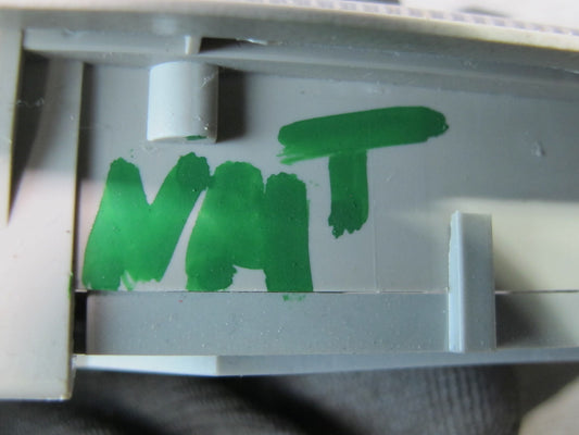 2003-2009 Hummer H2 Front or Rear Overhead Dome Reading Interior Light Lamp