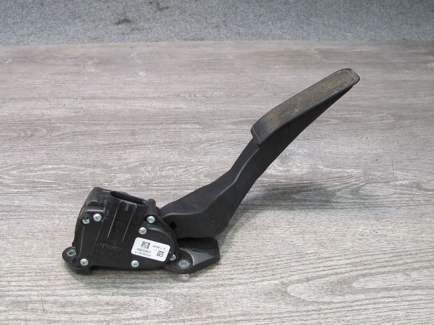 2008-2009 Hummer H2 Gas Acceleration Pedal Sensor 25832864