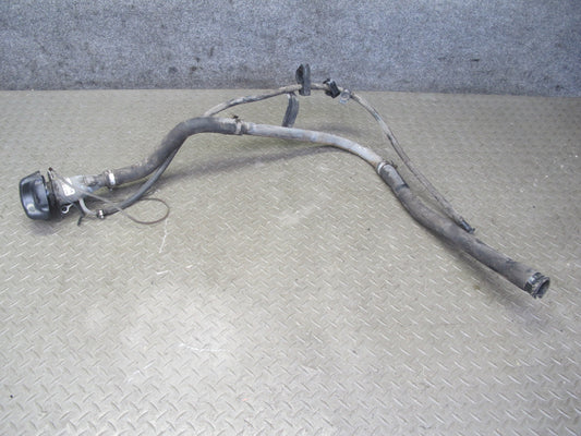 2004-2007 Hummer H2 Fuel Tank Filler Neck Pipe Line W/ Cap 15125310